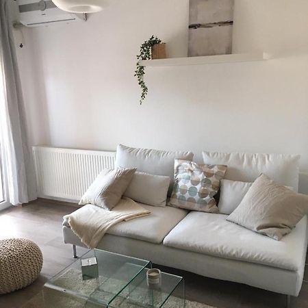 River Apartment Paracin Exterior photo